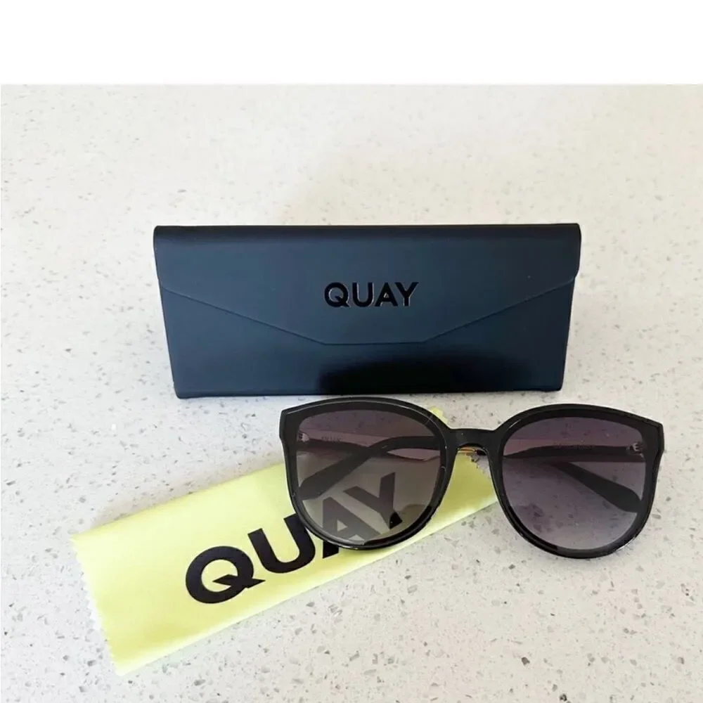 Quay Australia Date Night Round Sunglasses Black Brand New Original Packaging
